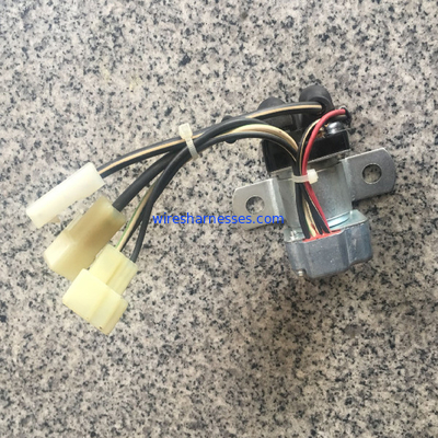 24V Safety Isuzu Fuse Relay Box 1825530391 Otomotif Starter Relay